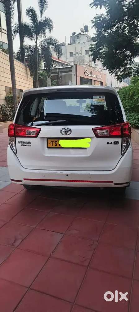 Toyota Innova Crysta 2017