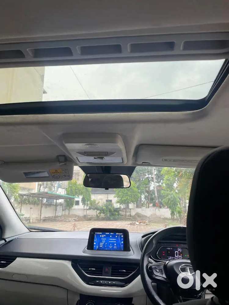 Tata Nexon Xz Plus S (top Model)
