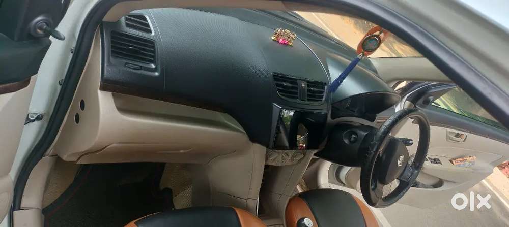 Maruti Suzuki Dzire 2017 photo 3