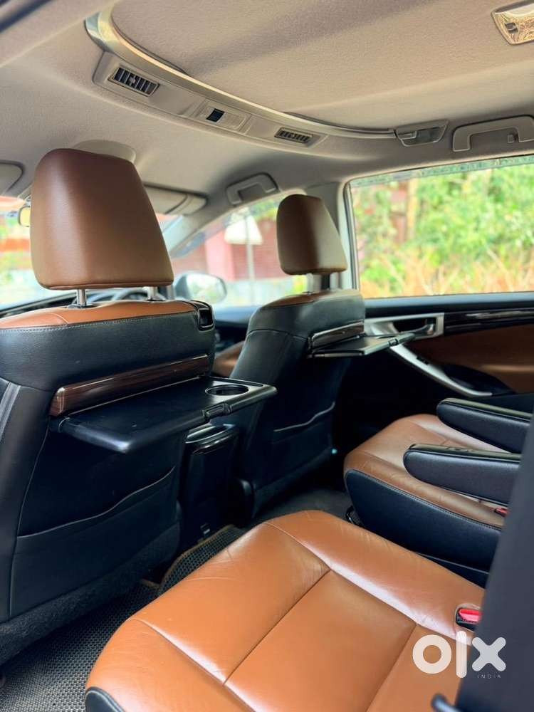 Toyota Innova Crysta 2016 Diesel 190000 Km Driven