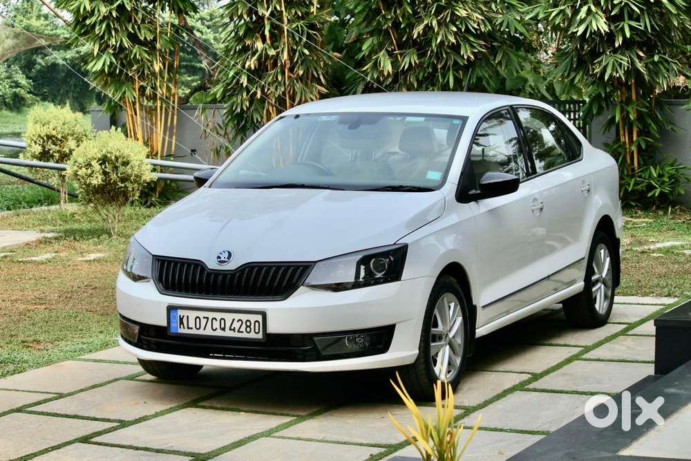 2018 Skoda Rapid 1.6 Petrol Style Mt