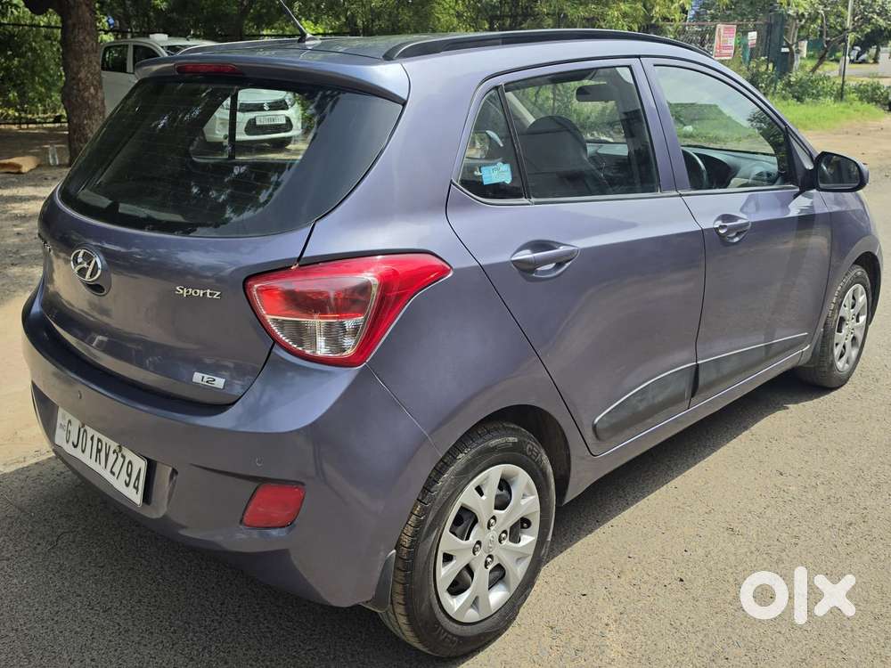 Hyundai Grand I10 Sportz, 2016, Petrol