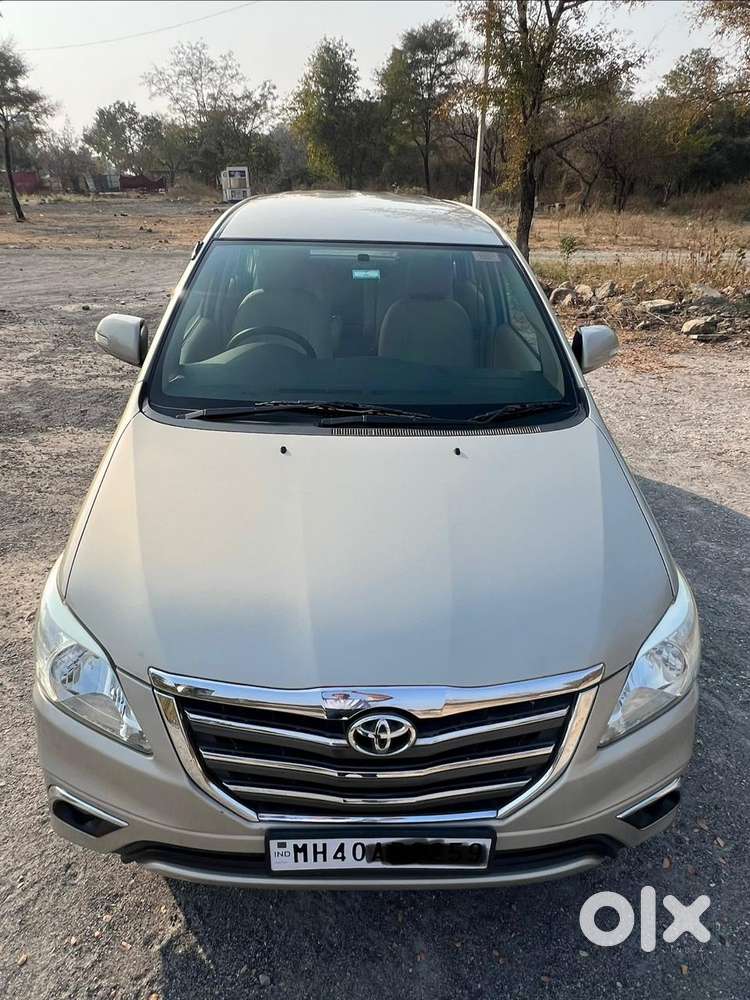 Toyota Innova 2.5 V 8 Str, 2015, Diesel