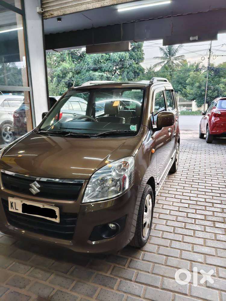 Maruti Suzuki Wagon R Vxi Amt, 2017, Petrol