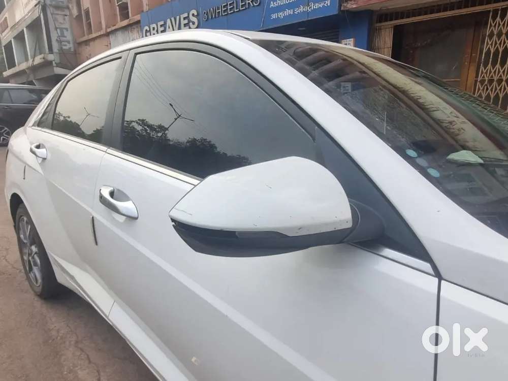 2023 Hyundai Verna Sx Petrol Manual  70,000 Km  White