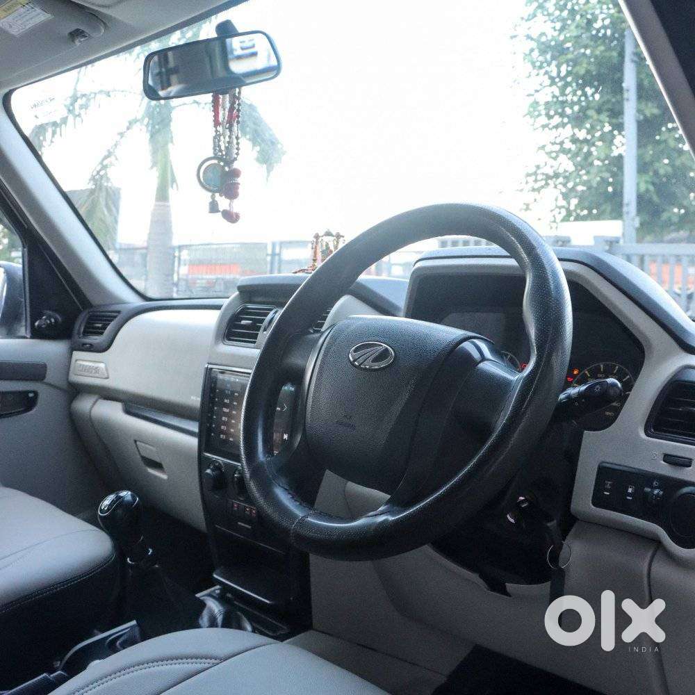 Mahindra Scorpio Classic 2.2 S Mt 7 Str, 2022, Electric