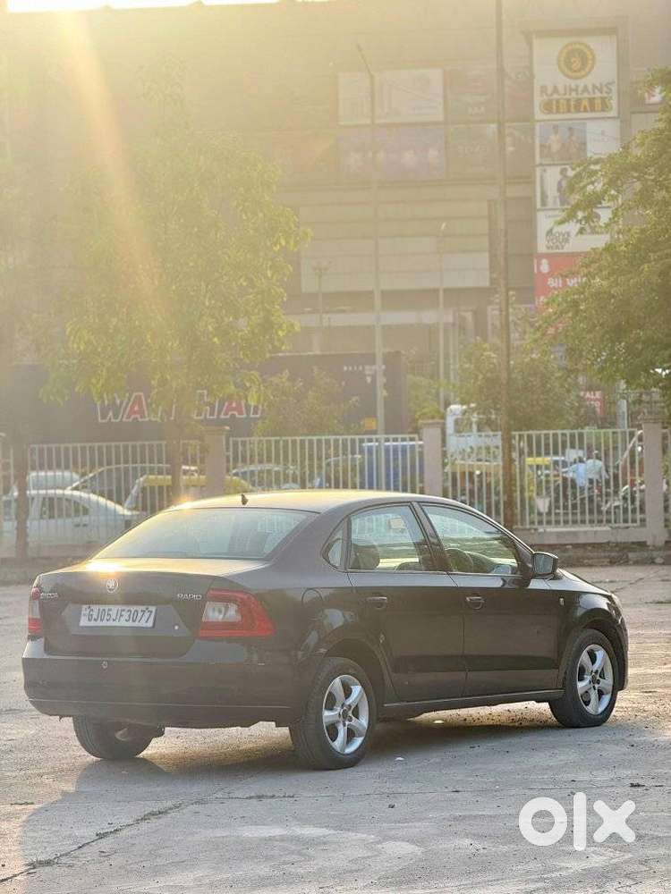 Skoda Rapid 1.5 Elegance Tdi Mt, 2014, Diesel