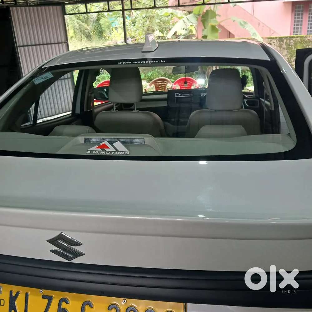 Maruti Suzuki Dzire Tour 2016