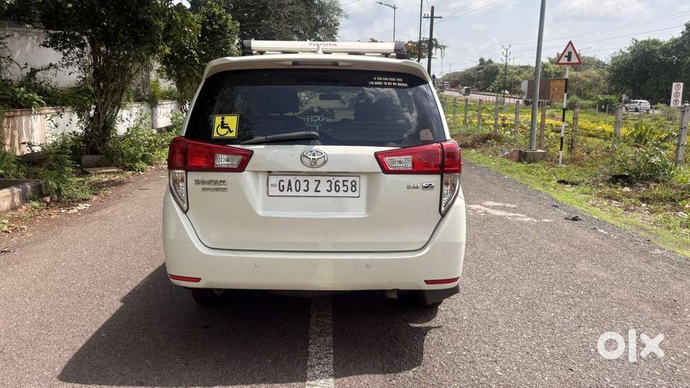 Toyota Innova Crysta 2017