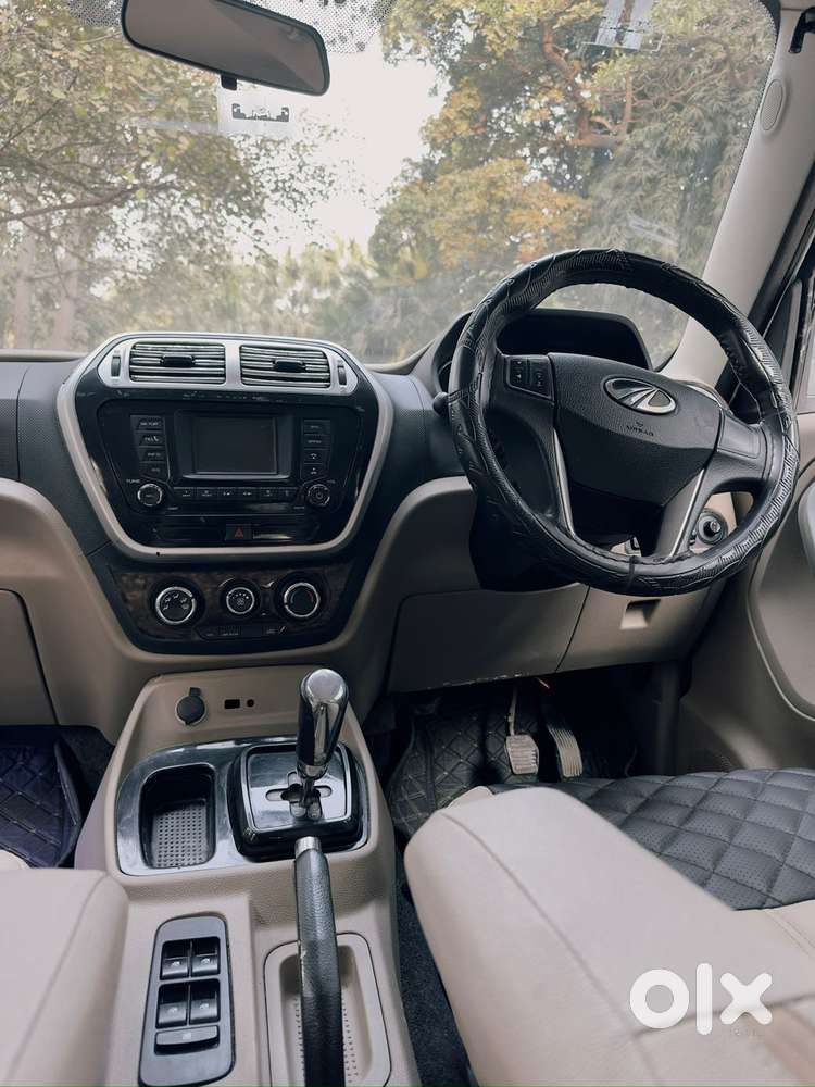 Mahindra Tuv 300 Mhawk100 T8, 2017, Diesel