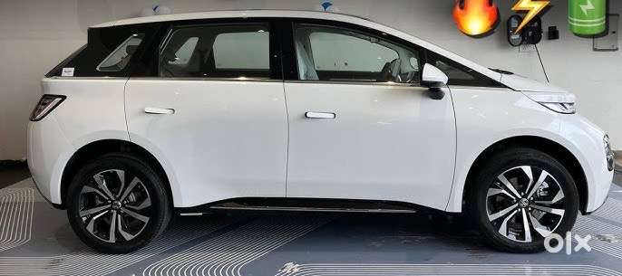 Mg Windsor Ev Essence Pro 2025 White Colour Immaculate And Brand New