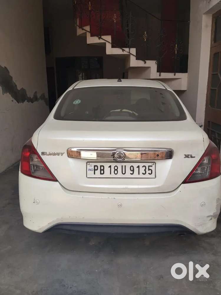 Nissan Sunny 2018