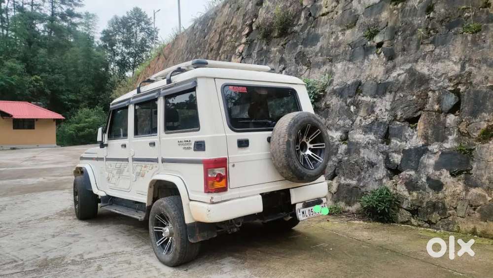 Mahindra Bolero Neo Plus 2018
