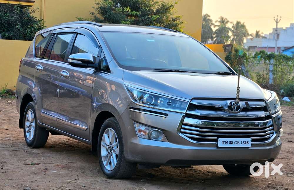 Toyota Innova Crysta 2.4 V 7 Str, 2016, Diesel