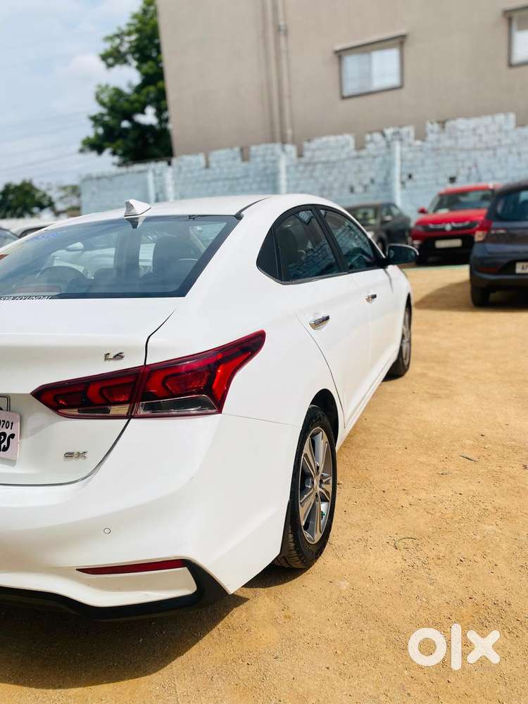 Hyundai Verna 1.5 Sx Vtvt, 2019, Petrol