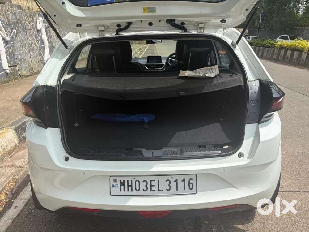Tata Altroz Xz Plus (s) Icng, 2024, Cng & Hybrids