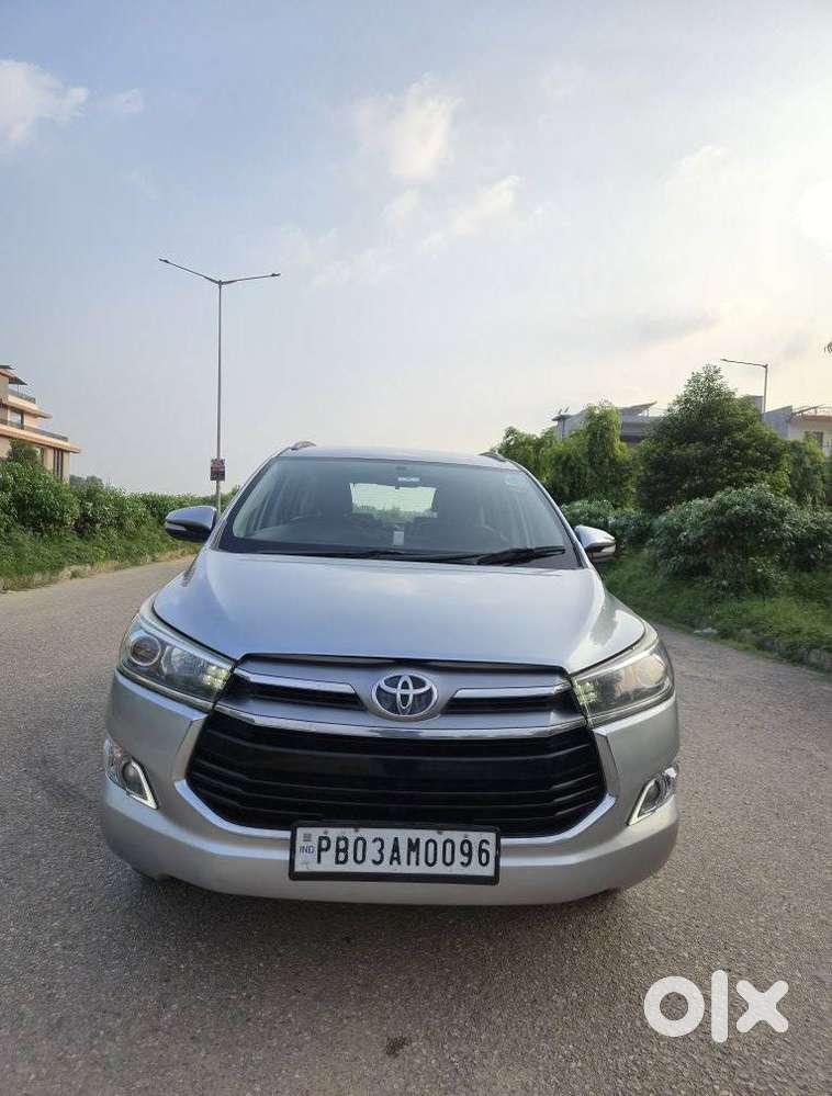 Toyota Innova Crysta 2.4 Z 7 Str, 2016, Diesel