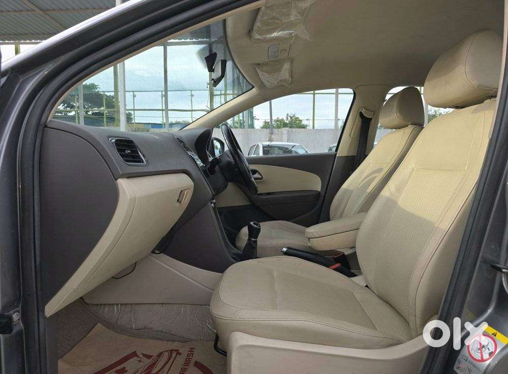 Volkswagen Vento Petrol Highline, 2013, Petrol