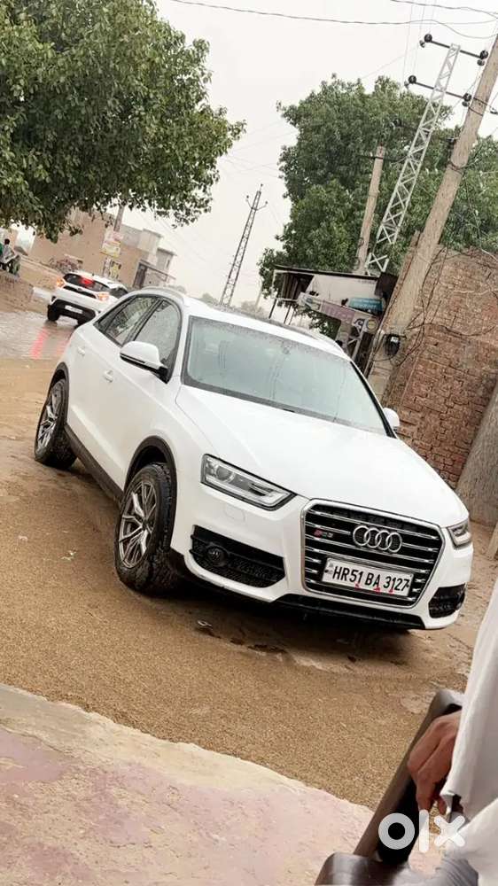 Well Maintain Good Condition Car New Tyre