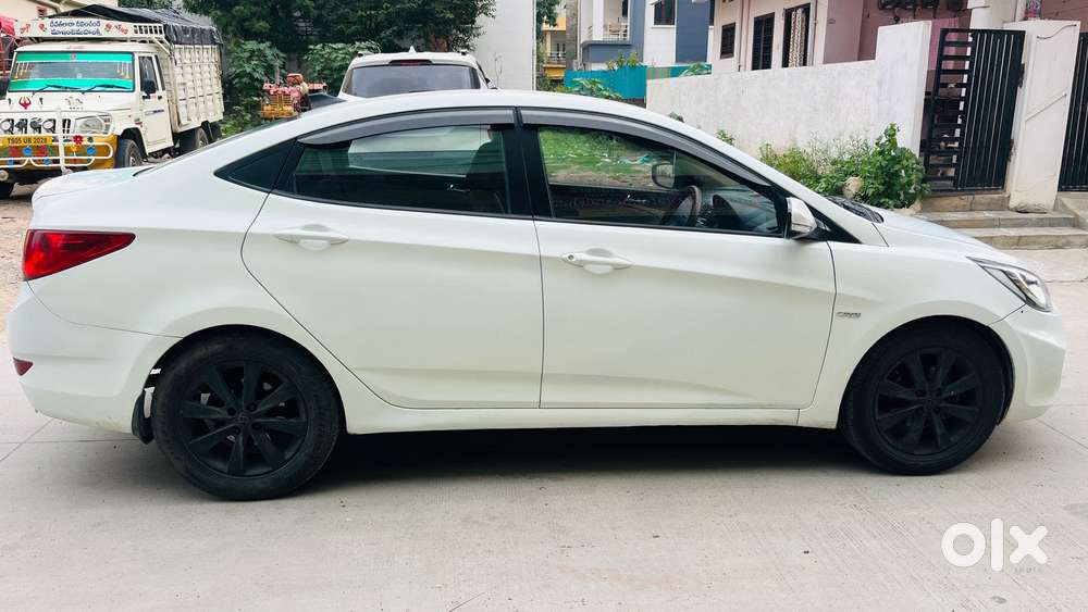 Hyundai Verna Crdi 1.6 Sx, 2013, Diesel