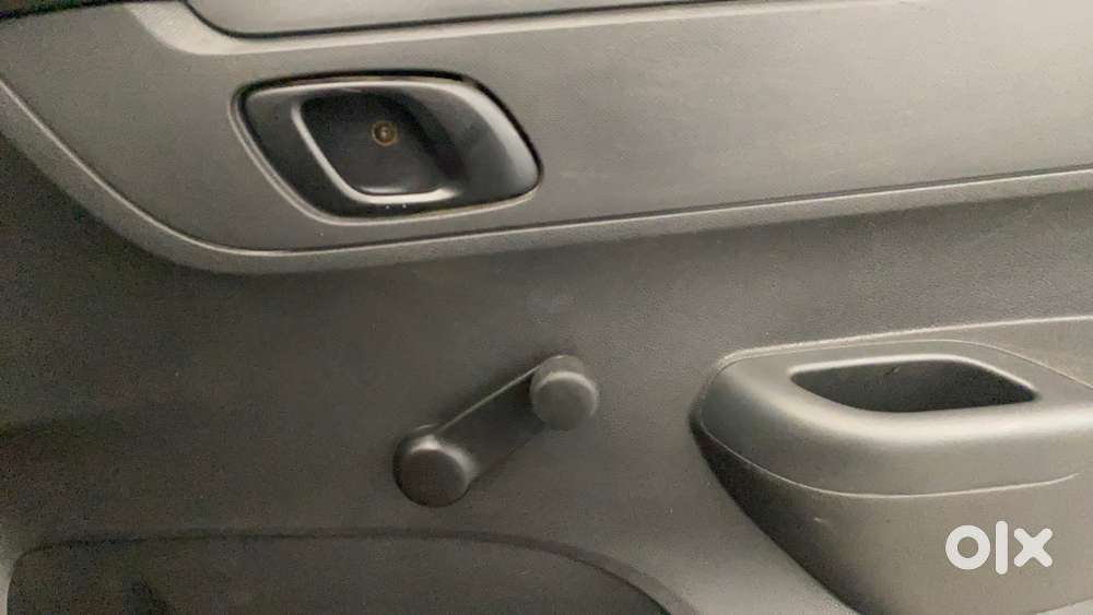 Renault Kwid Rxe, 2015, Petrol