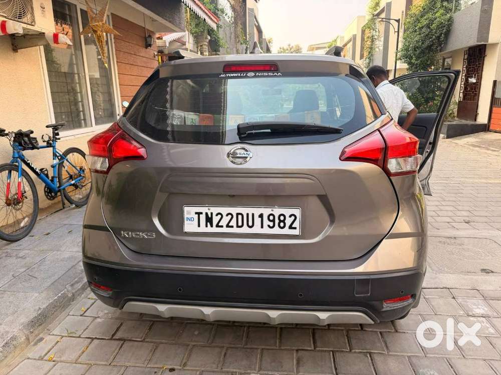 Nissan Kicks Petrol 2021