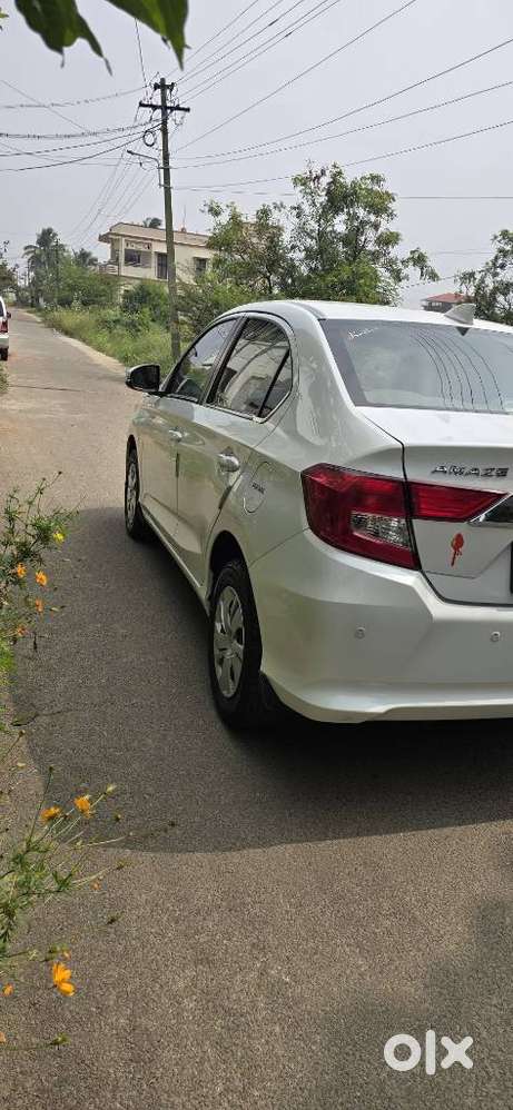 Honda Amaze, 2021, Petrol