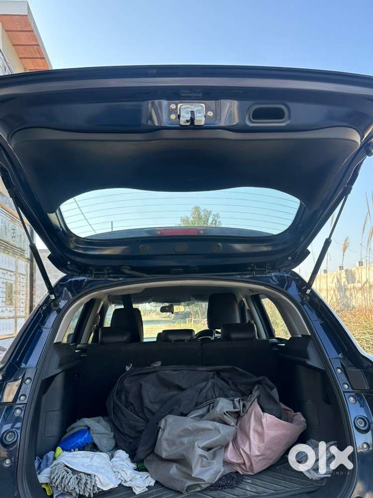 Maruti Suzuki Grand Vitara 2023 Petrol 17500 Km Driven