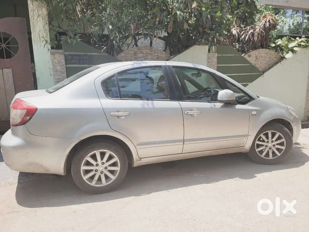 Maruti Suzuki Sx4 Petrol 2011