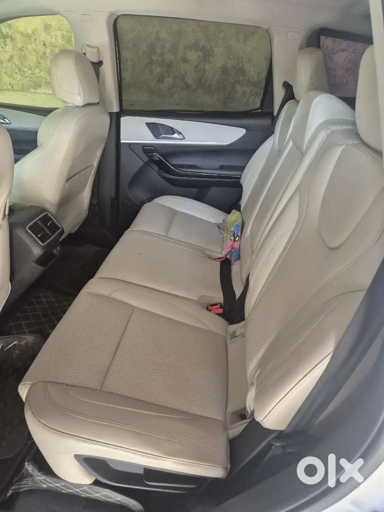 Mahindra Xuv700 2022 Diesel 87000 Km Driven