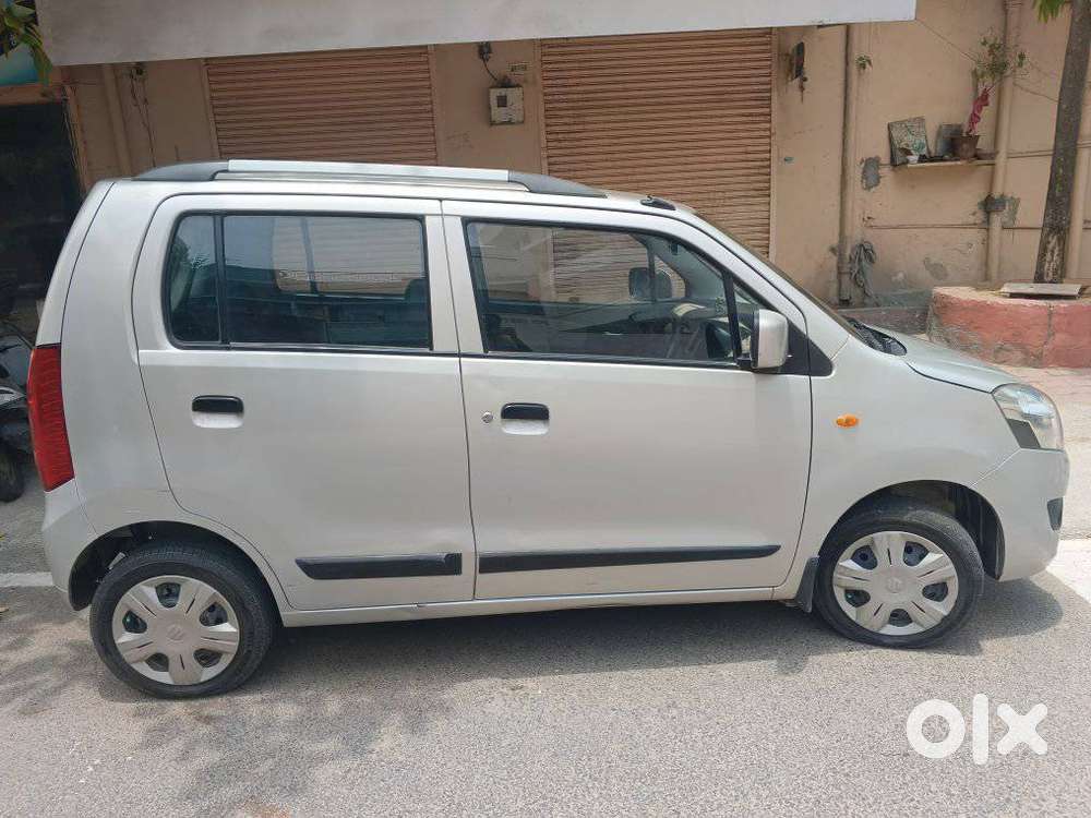 Maruti Suzuki Wagon R Amt Vxi Plus Option, 2017, Petrol