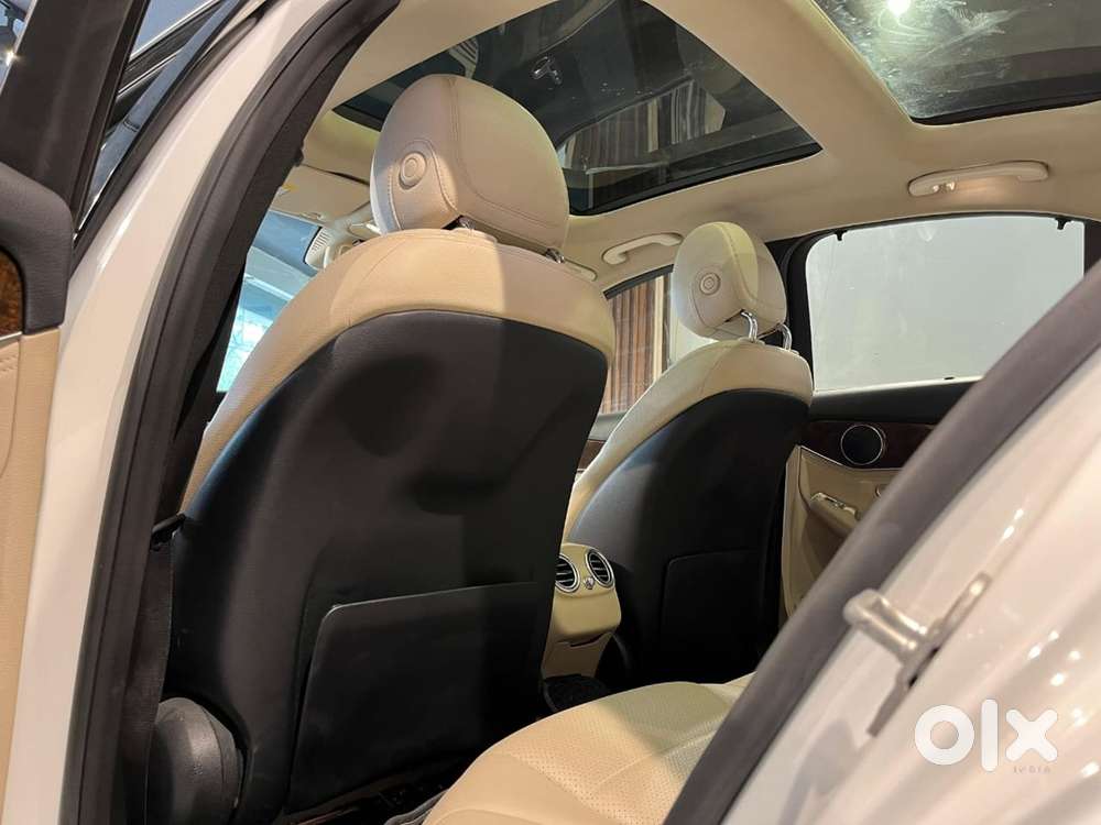 Mercedes-benz C-class 2015 Petrol Well Maintained