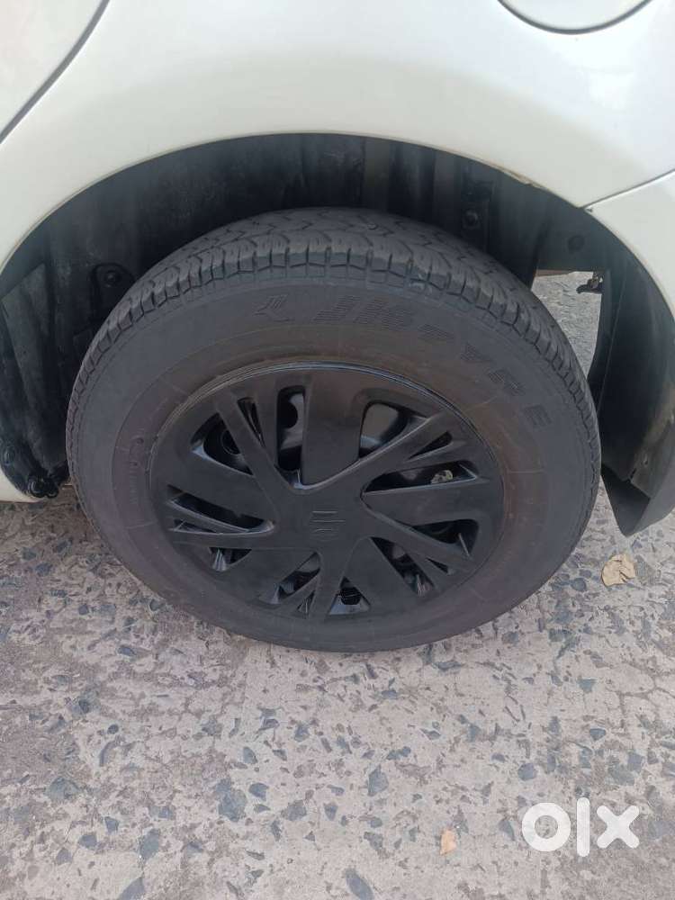 Maruti Suzuki Swift Vxi + Manual, 2014, Petrol