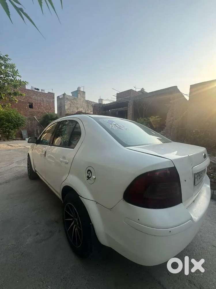 Ford Fiesta Classic 2012 Diesel 90000 Km Driven