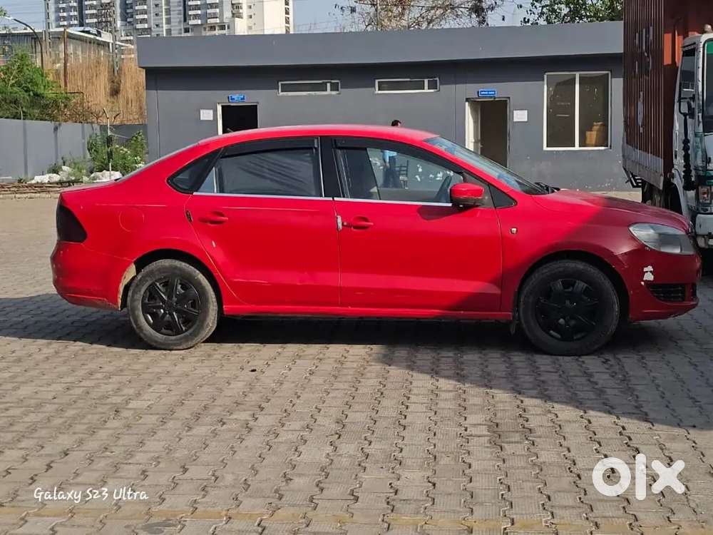 Skoda Rapid 2012 Flashy Red Colour Cng & Petrol Gadi Ek Number H