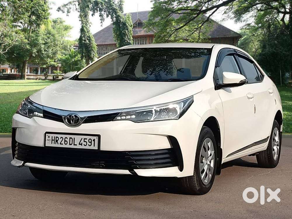 Toyota Corolla Altis 1.8 J, 2018, Petrol