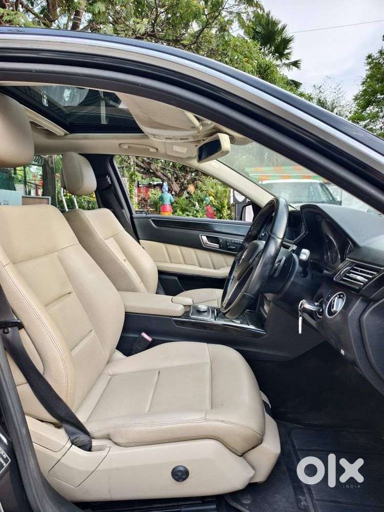 Mercedes-benz E-class E 200 Cgi Avantgarde, 2012, Petrol