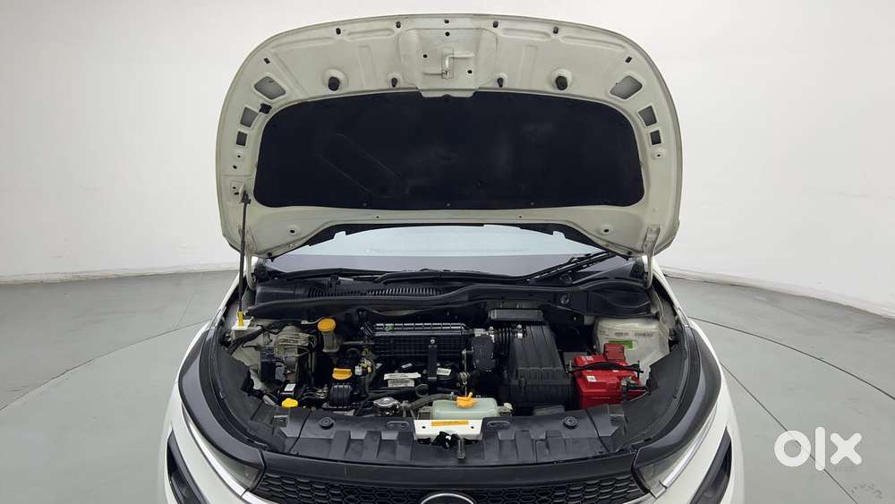 Tata Altroz 1.2 Xm Plus, 2023, Petrol