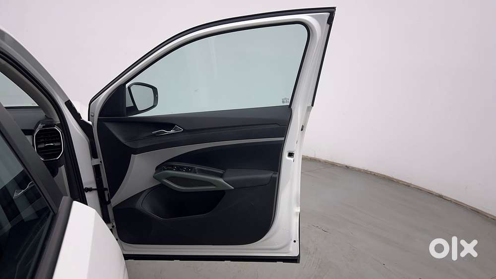 Skoda Kylaq Prestige, 2026, Petrol
