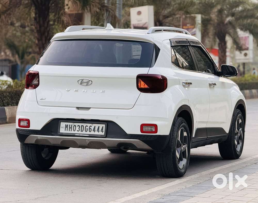 Hyundai Venue Sx (o) Mt 1.5 Diesel, 2019, Diesel