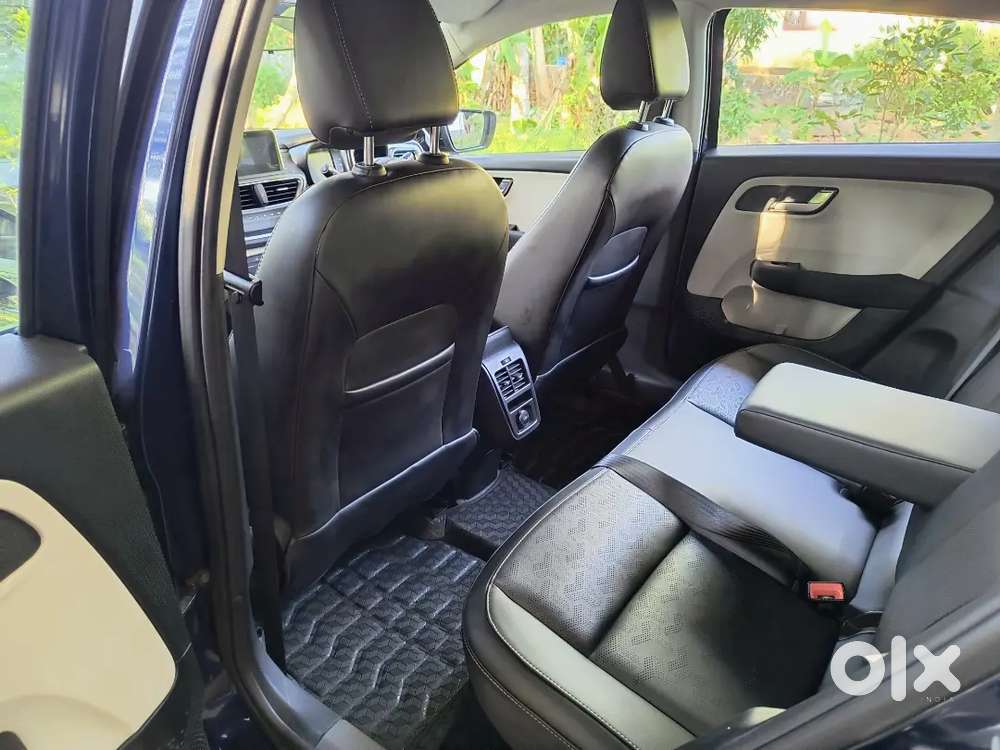 Tata Altroz Xza+ Dca Automatic 2022 Petrol 29000 Km Driven