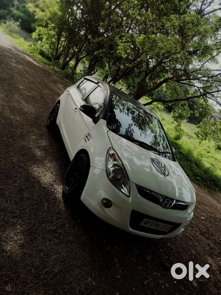 Hyundai I20