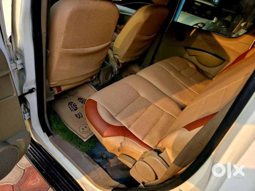 Mahindra Xylo 2016