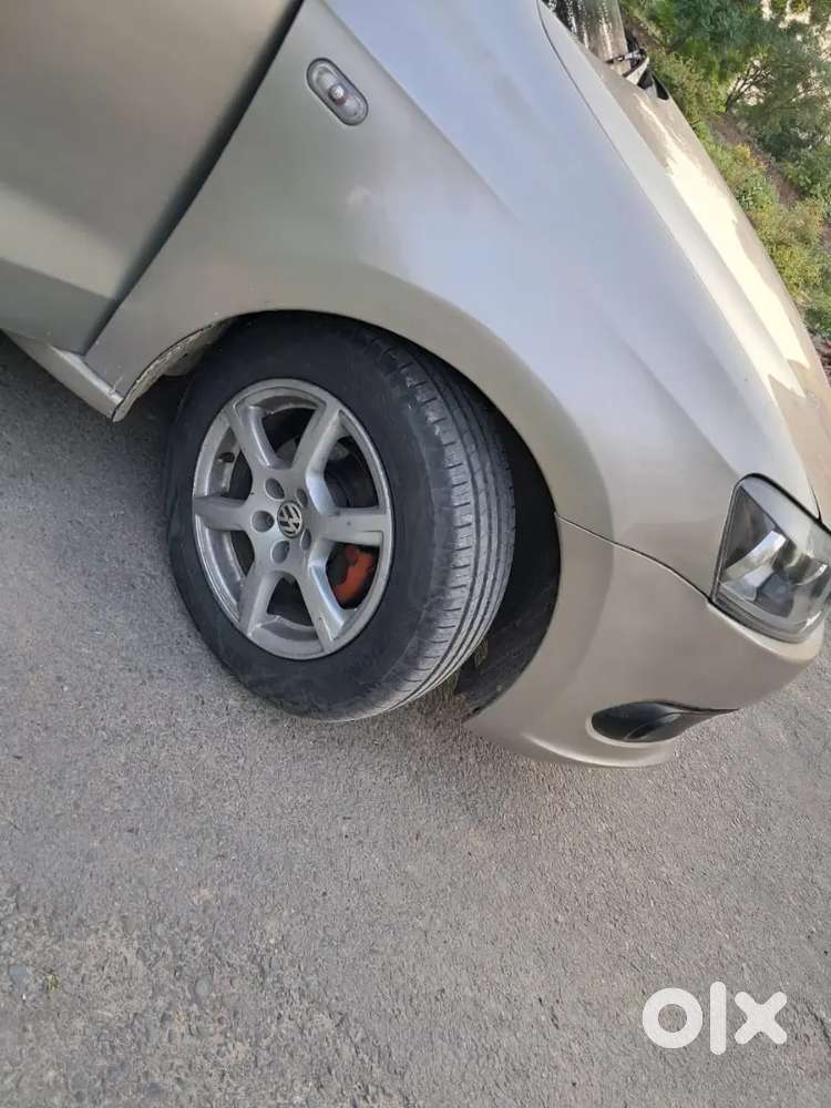Volkswagen Vento 2013 Petrol Automatic