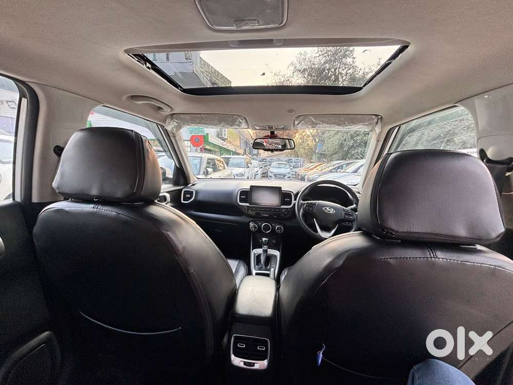 Hyundai Venue Petrol Dct Top Model Sunroof Automatic 2019