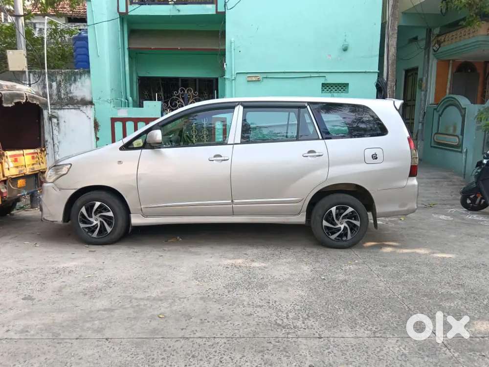 Toyota Innova 2014 Diesel Well Maintained All Records Forced