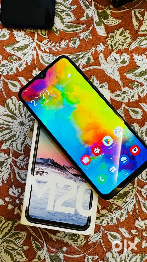 Samsung Galaxy M20  4GB RAM  64GB Storage  5000mAh