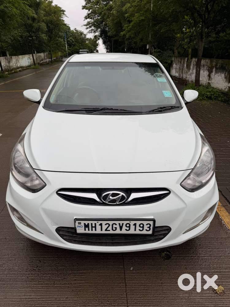 Hyundai Verna Fluidic 1.6 Vtvt Sx, 2011, Petrol