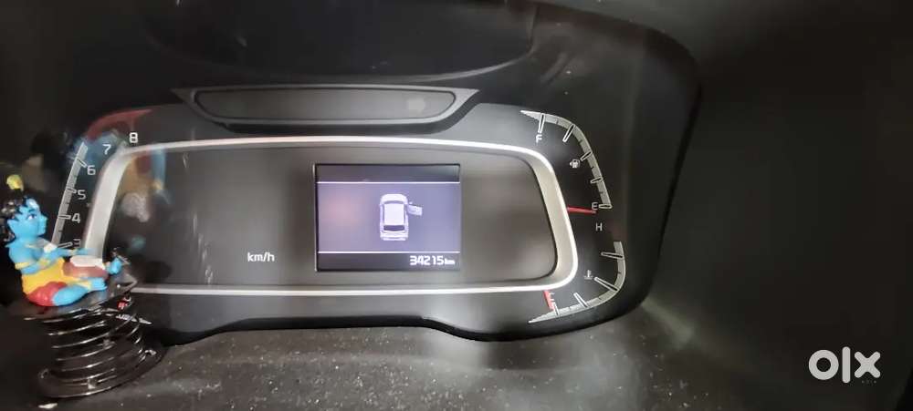 Kia Sonet 2023 Petrol Auto 1st Owner