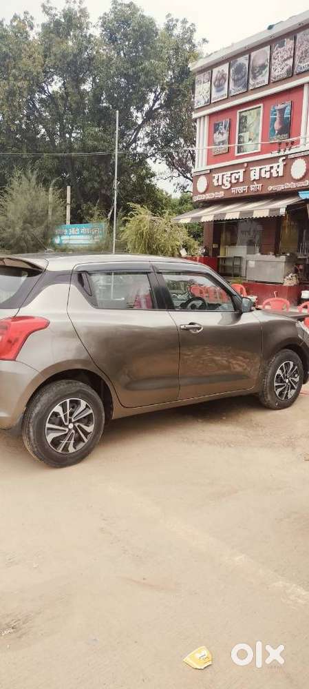 Maruti Suzuki Swift Vxi Optional, 2020, Petrol